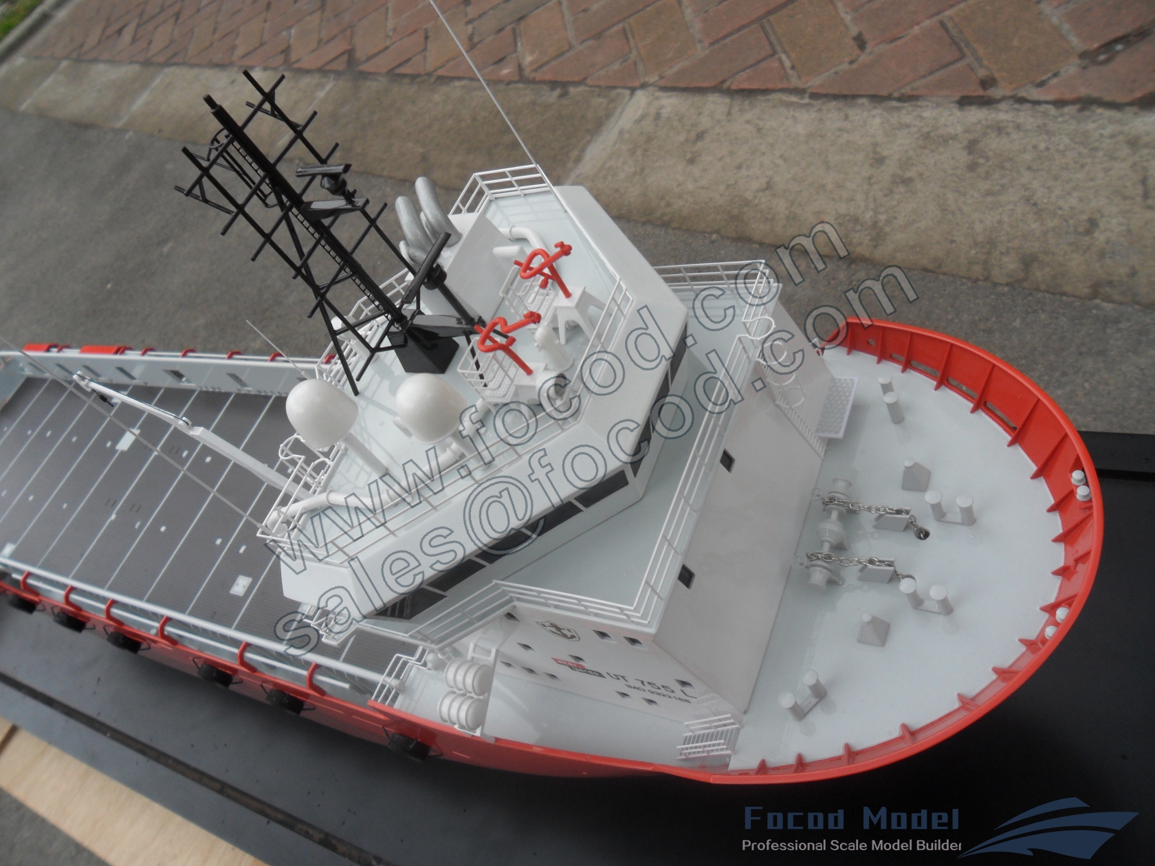 customized model of Platform Supply Vessel of type STX PSV 09 CD 
